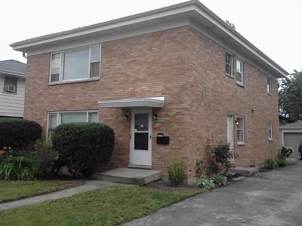 2111 W Glen Flora Ave, Waukegan, IL 60085