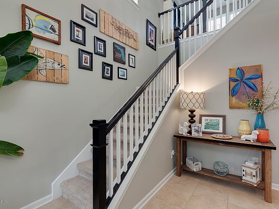 5th image of 7033 Mirabelle Dr
