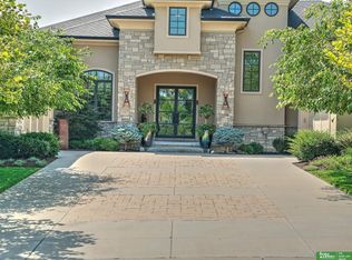 1610 S 129th St, Omaha, NE 68144