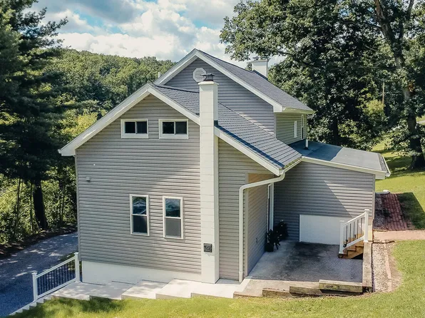 225 Mickel Ln, Duncansville, PA 16635