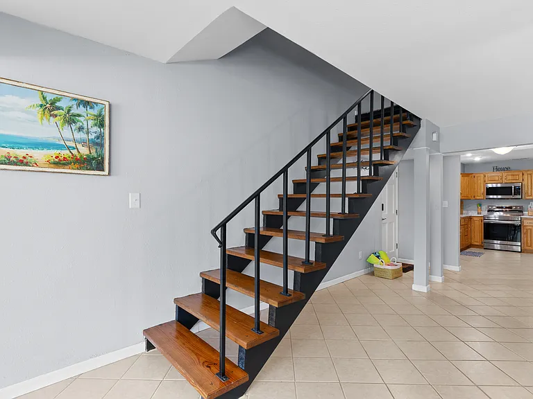 4838 Huron Dr — Photo 8