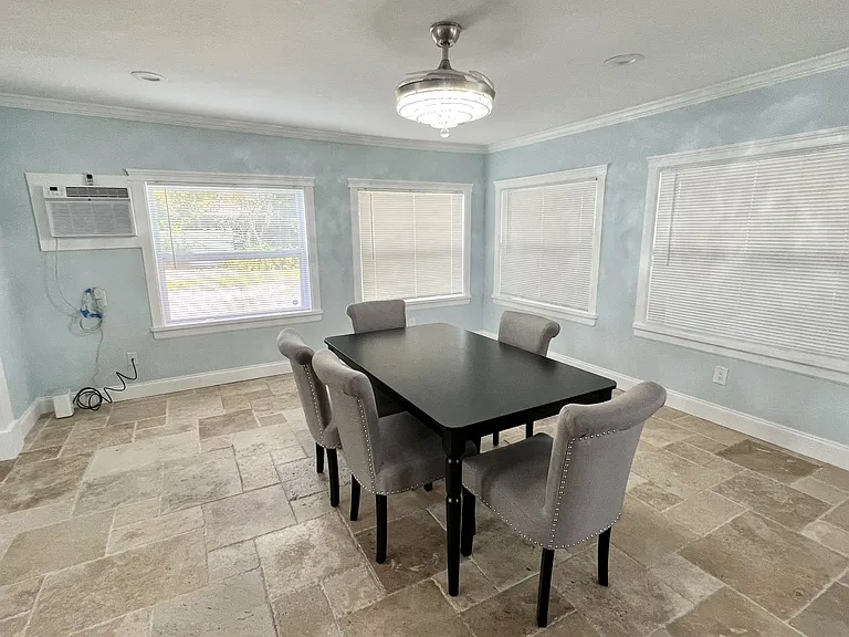 2963 Bahia Vista St — Photo 10