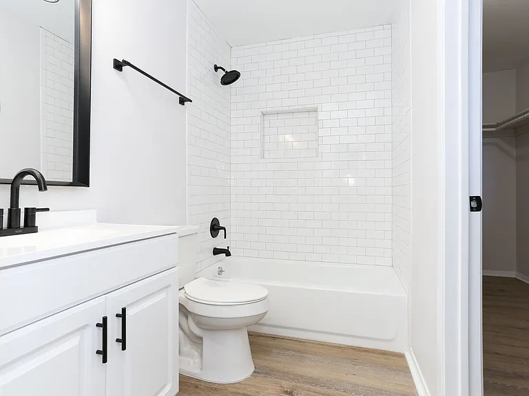6870 Flaming Ridge Dr — Photo 22