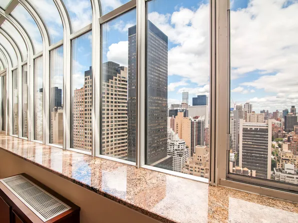 310 East 46th Street image 7 of 13