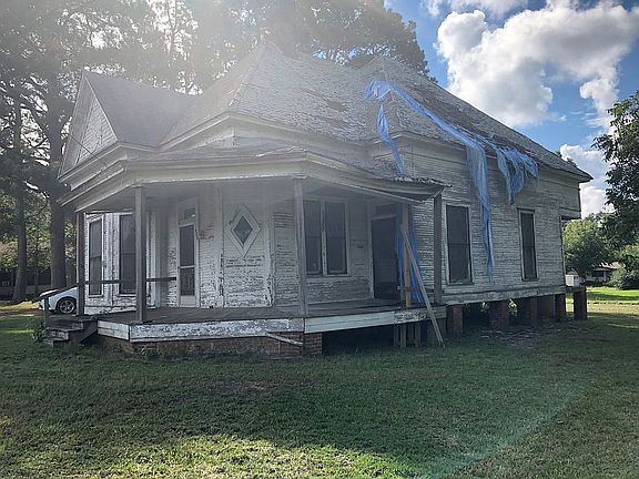4th image of 303 E McKissack St
