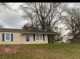 3896 Saint Charles Pl, Macon, GA 31206