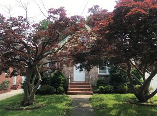 23822 115th Ter, Elmont, NY 11003