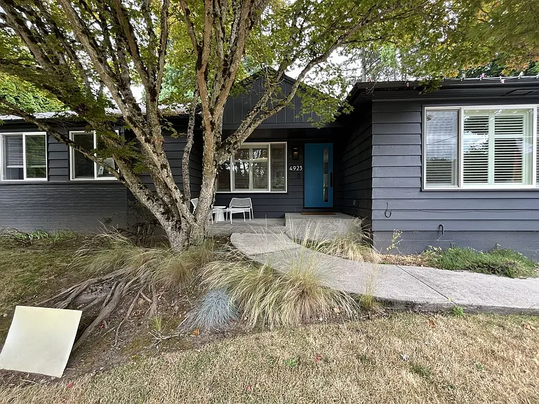 4923 SW Lowell St — Photo 2