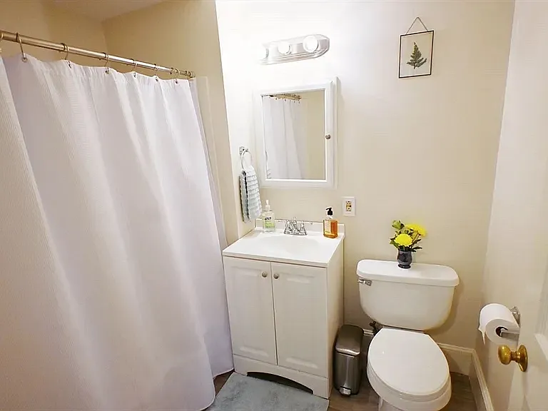 14 Crescent Hl #2 — Photo 10