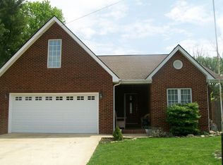 181 Witcher Ln, Erwin, TN 37650