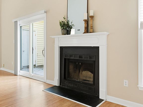 4th image of 1509 Clermont Rd APT T24