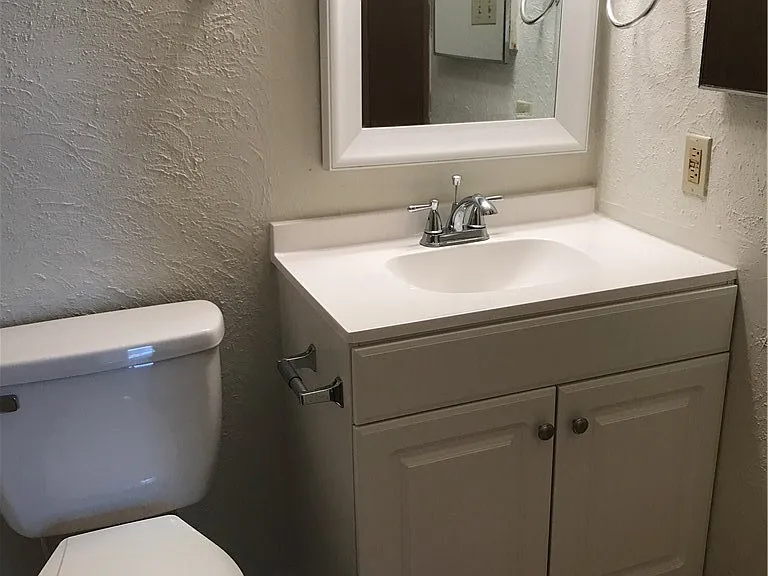 904 University Oaks Blvd #64 — Photo 11