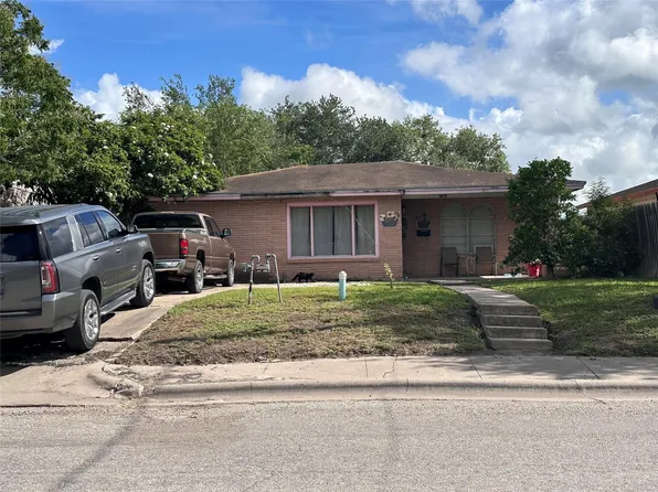 308 W Hill Ave, Alice, TX 78332