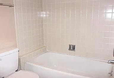 4th image of 1109 NW 52nd Cir