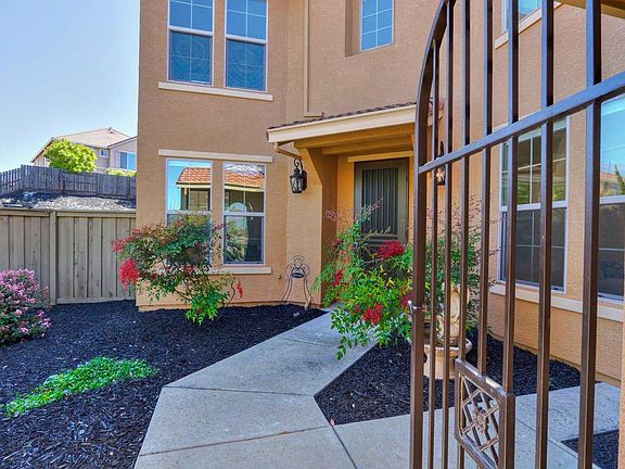 5th image of 340 Quail Wood Ct