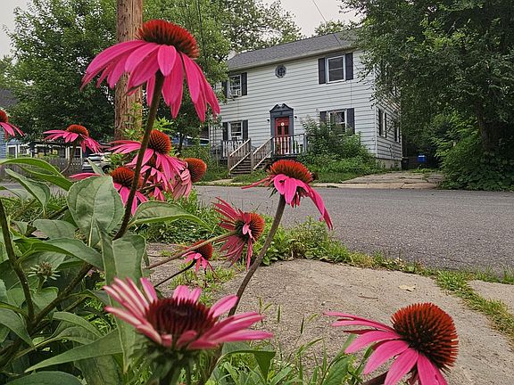 3rd image of 5 Snyder Avenue