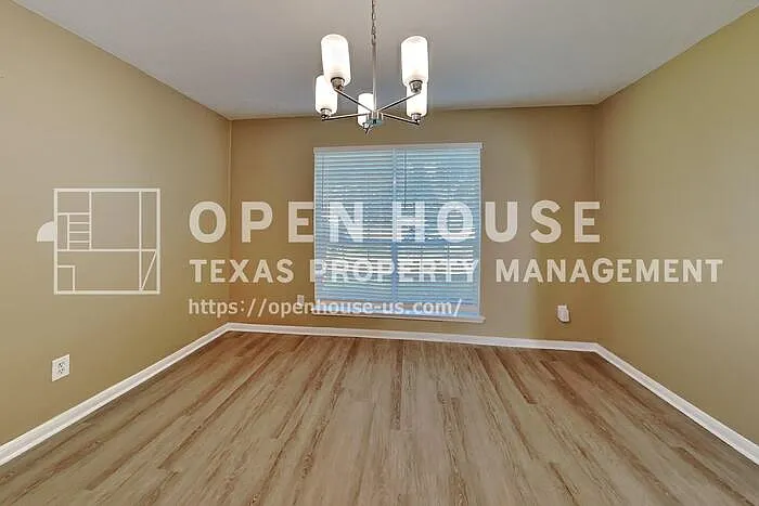 2807 Burgess Hill Ct — Photo 7
