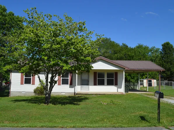 405 Hoyt St, Hohenwald, TN 38462