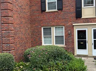 2700 13th Rd S APT 381, Arlington, VA 22204