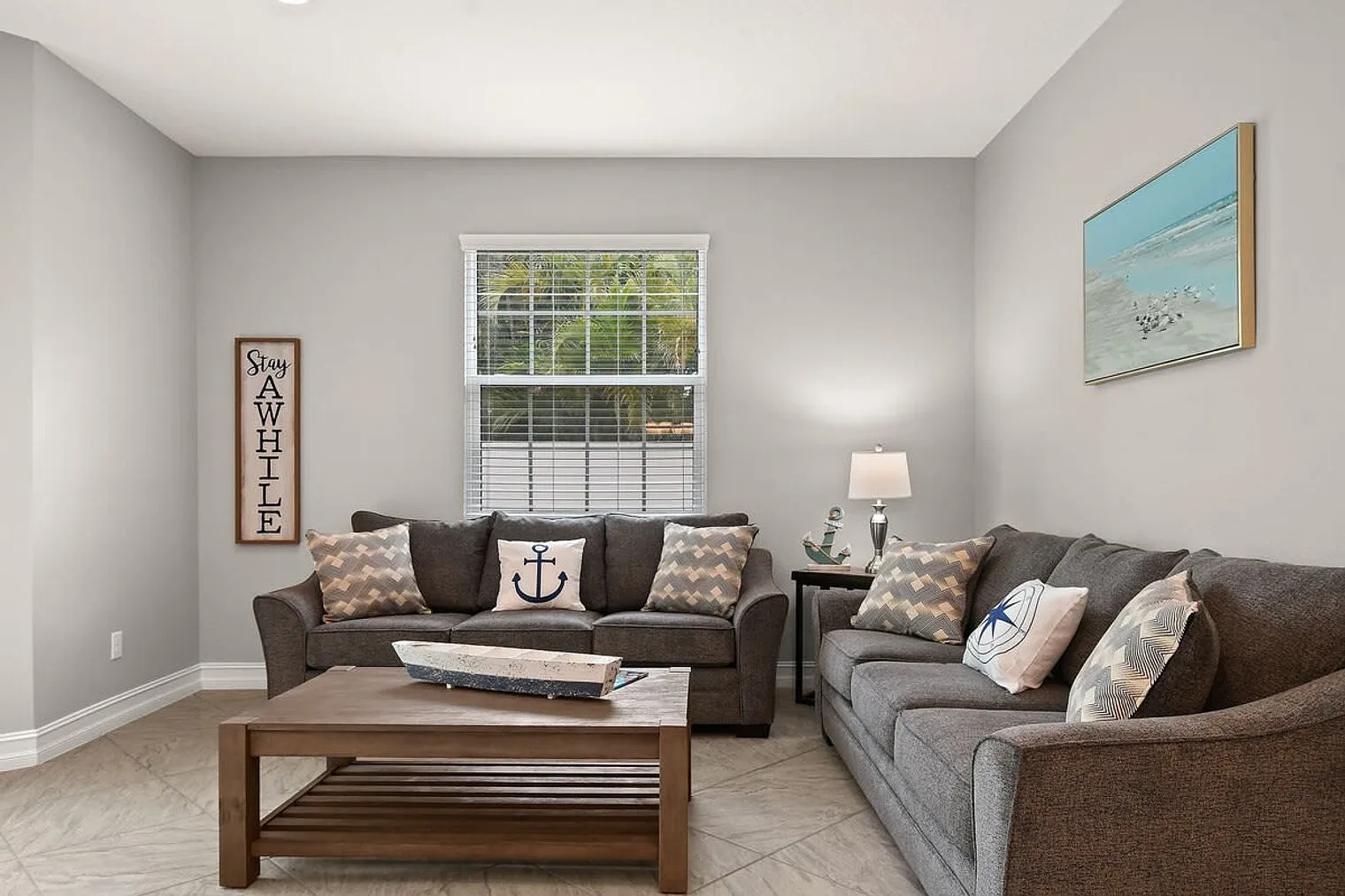 5 bed, 4.0 bath, $5,842 — Photo 4