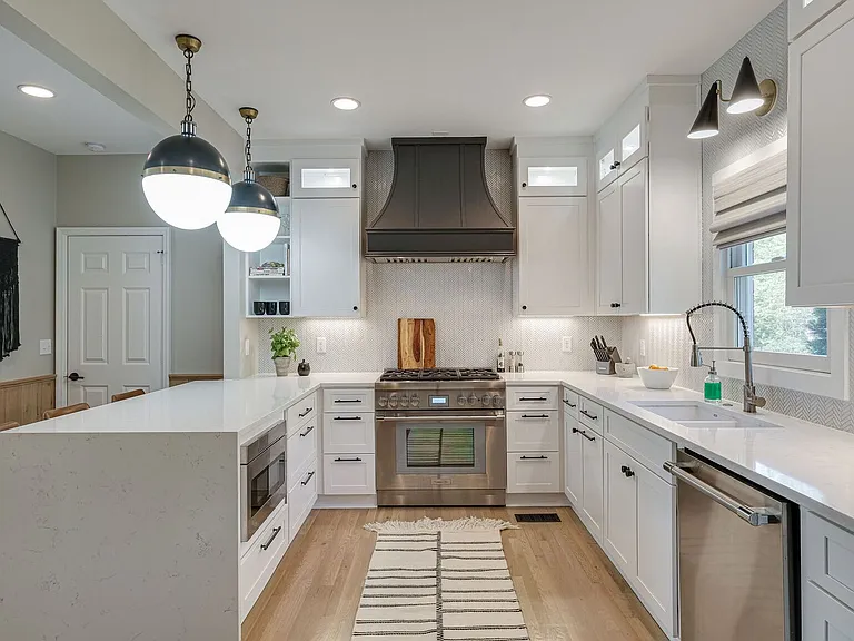 9324 Hidden Oak Dr — Photo 10