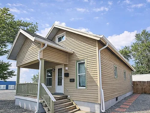 207 Russell St #A Photo 1