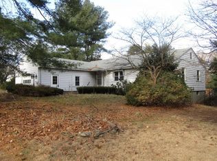 10 Old Greendale Ave, Needham, MA 02492