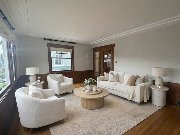 5th image of 4133 Lakeshore Ave