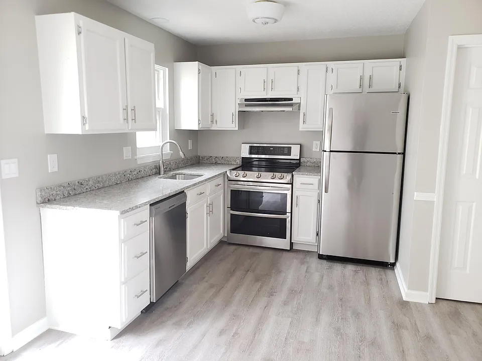 488 Perkins Ave #7