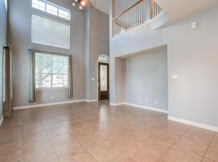 9106 Sunlight Oak Ln, Houston, TX 77070
