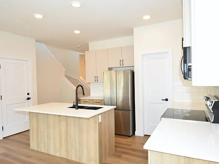 2133 5th Ave SW — Photo 13