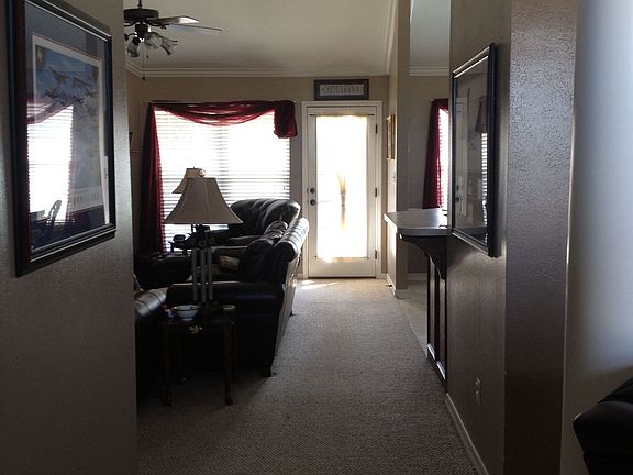 4th image of 1636 Williamsburg Dr