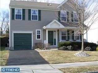 13 Lincoln Dr, Columbus, NJ 08022