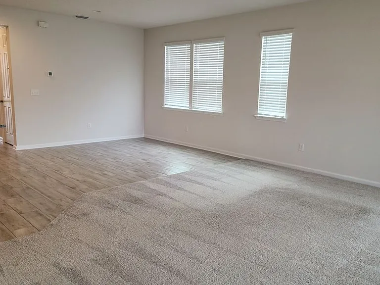 95295 College Pkwy — Photo 12