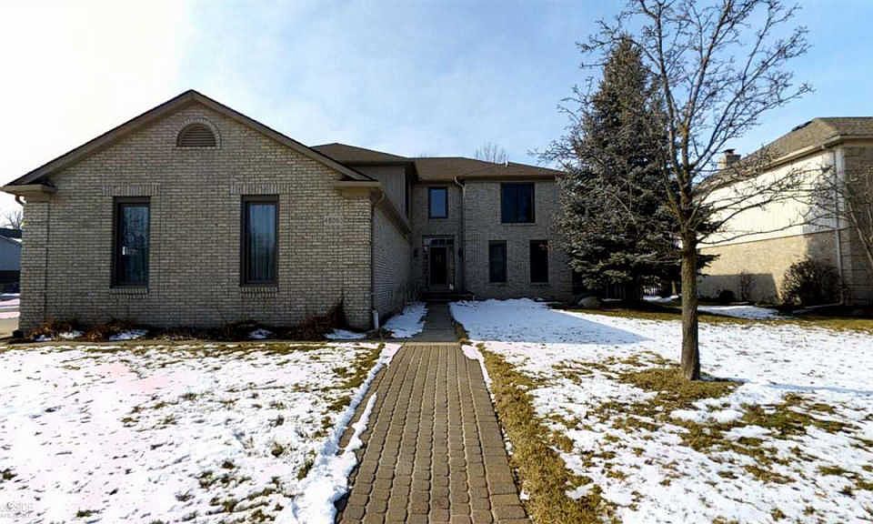 1st image of 48063 Sonny Dr