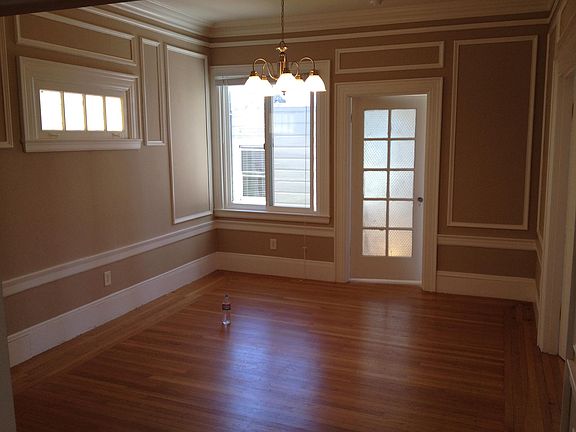 2nd image of 1309 Cabrillo St