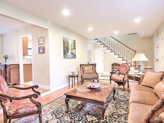 4th image of 1468 Kinsport Ln