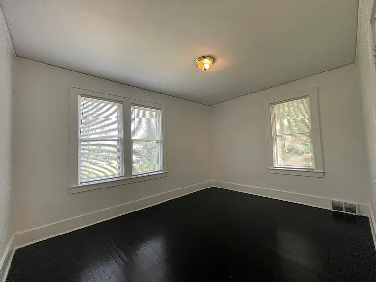 4708 Lakewood St — Photo 13