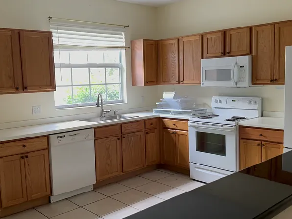 814 Clearmont St, Sebastian, FL 32958