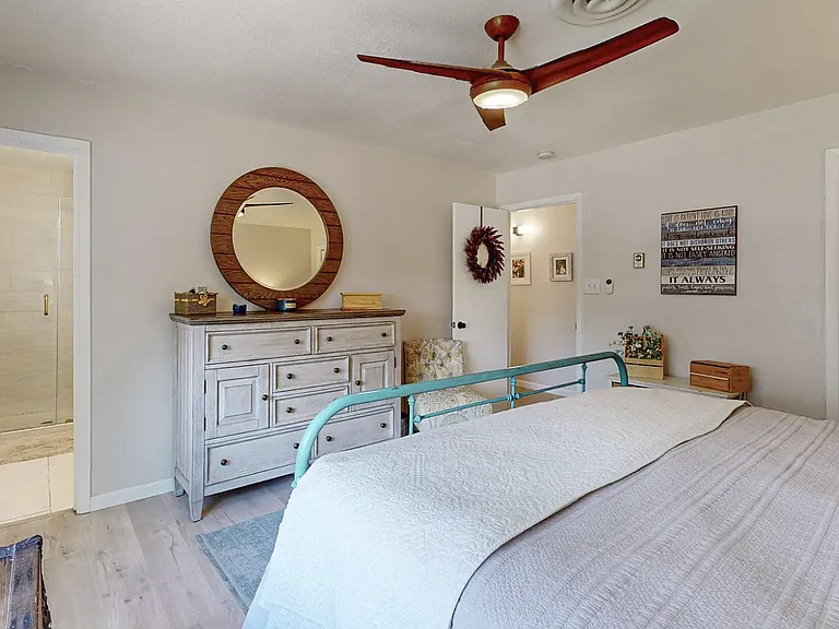 6333 Christy Ave NE — Photo 25
