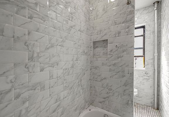 5th image of 525 W 135th St APT 52