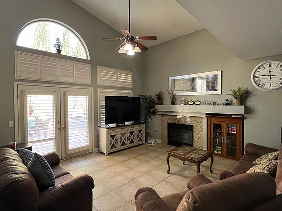 5th image of 6901 Hollybrook Dr #1