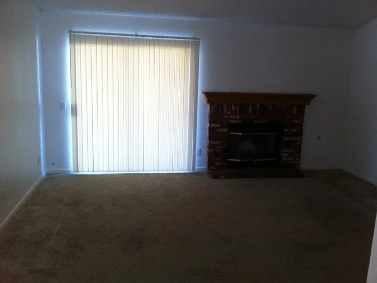 Candice Ave — Photo 6