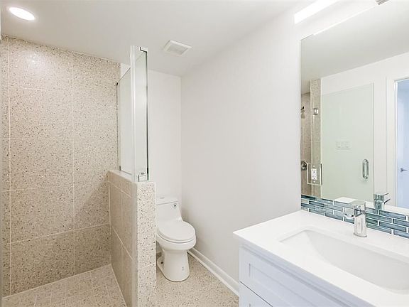 5th image of 3515 Norris Dr