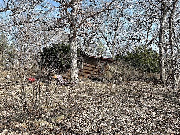 3rd image of 7887 S Lowell Park Rd