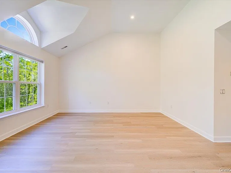 6204 High Ridge Ct — Photo 22