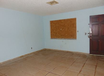 5th image of 91 Eden Lawn Ter