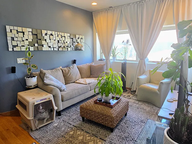 1542 W Wabansia Ave #1 — Photo 7
