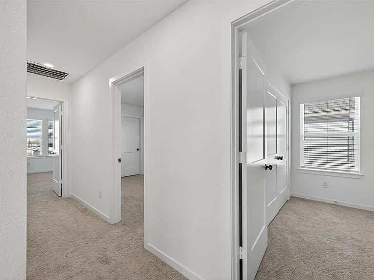 3914 Windy Whisper Dr — Photo 18