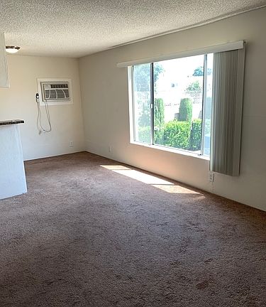 2nd image of 11434 Calvert St APT 10